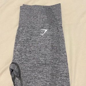 Brand new never worn gymshark leggings size medium!!!! GRAY BLUE COLOR
